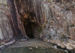 belles grotte Laos