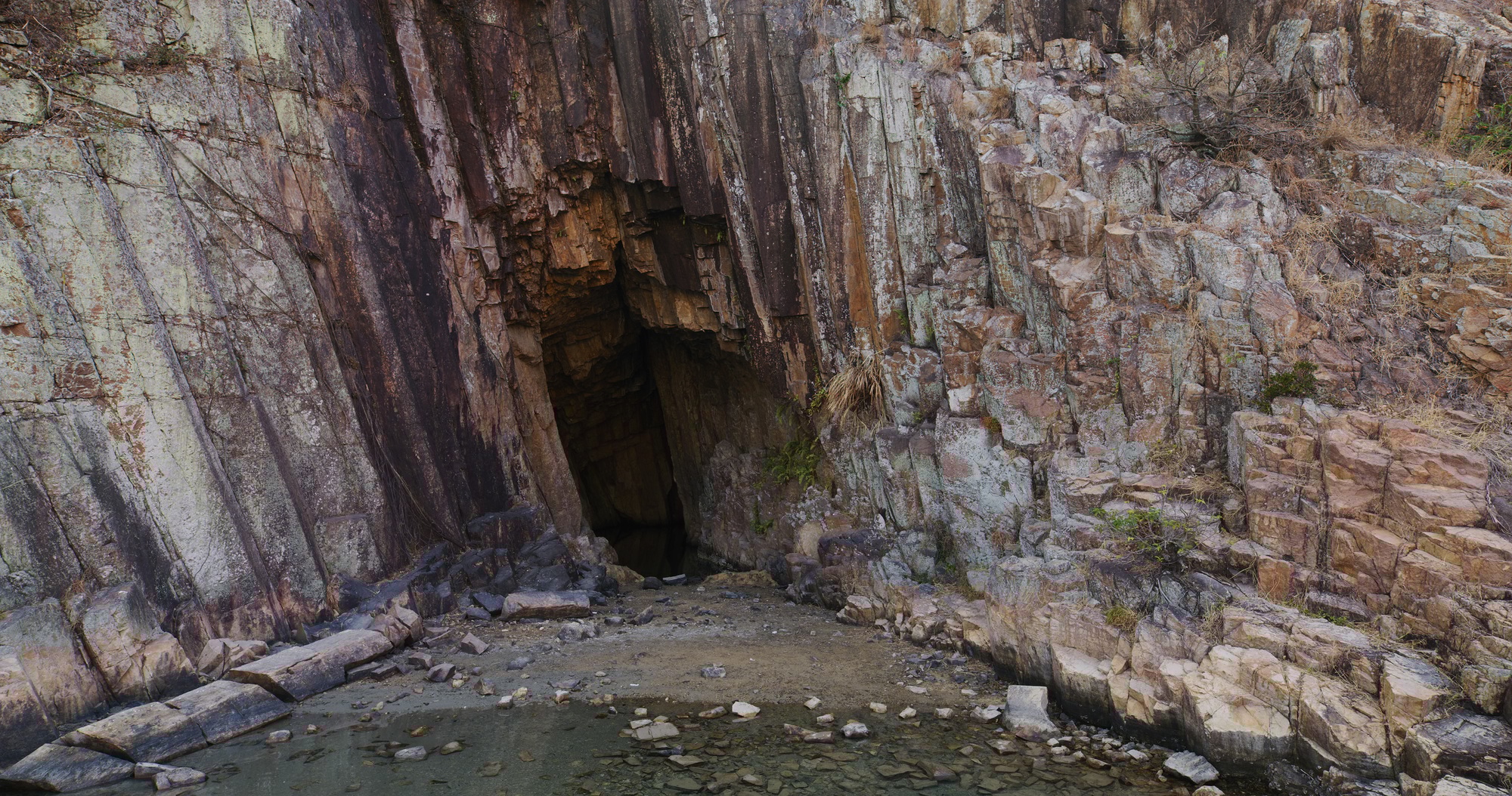 belles grotte Laos