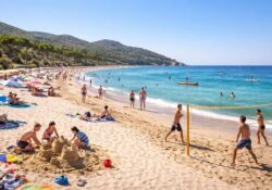 découvrez les activités incontournables à faire sur la grande plage de farinole cet été pour des moments inoubliables entre détente, sports et loisirs en bord de mer.